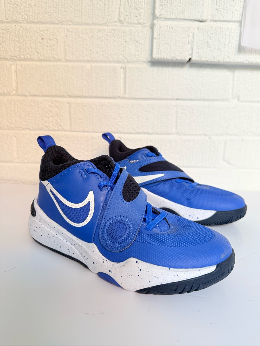 Nike Kids Blue and White Hook-and-Loop Athletic Sneakers